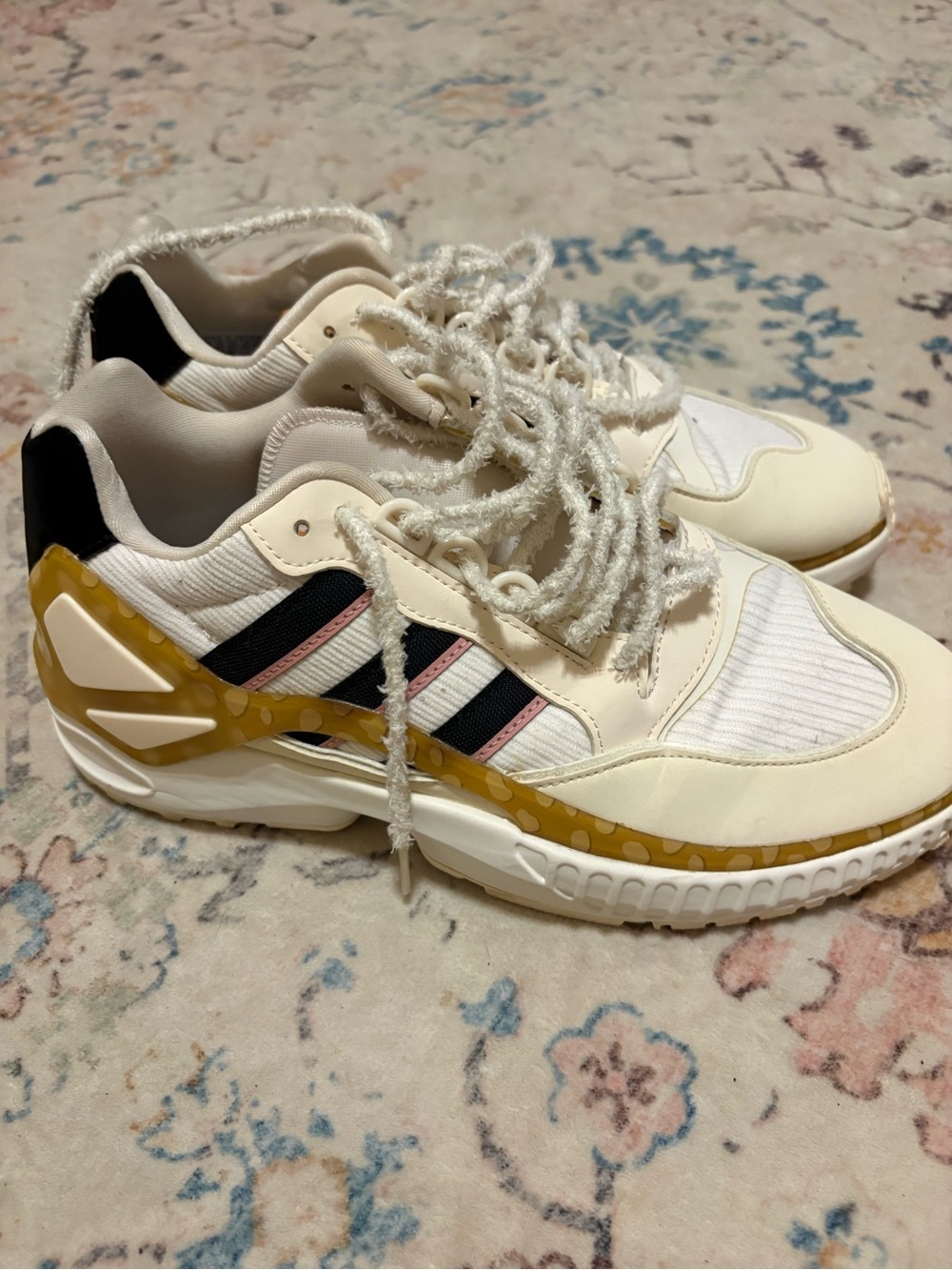 Adidas X Disney ZX Wavian Running Shoes Womens 9- White Bambi Sneakers Trainers